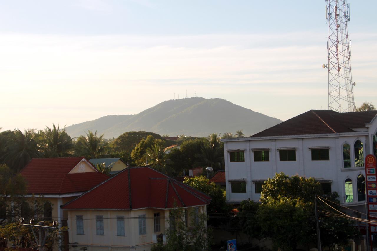 Pama Hotel Kampong Chhnang ภายนอก รูปภาพ